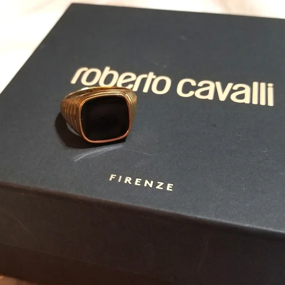 Roberto Cavalli Luxury Ring NWOT - Picture 4 of 7